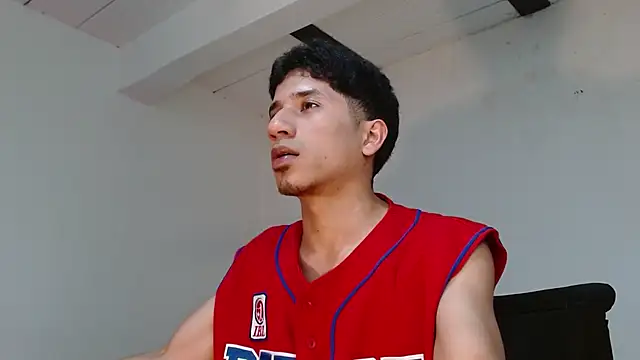 AngelHil online show from April 21, 2:26 am