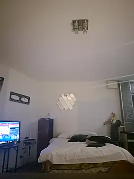 Mrnutella online show from February 20, 1:25 am