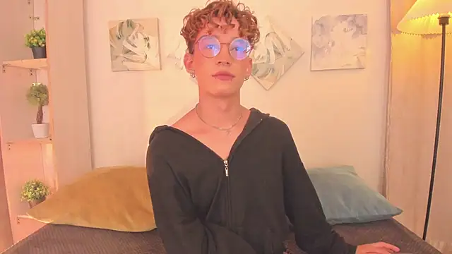 iiangel  online show from December 17, 6:31 am