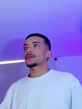 eross chipre  online show from November 15, 8:33 pm