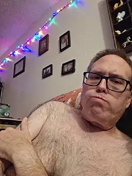 Smallone327 online show from June 14, 5:09 am
