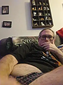 Smallone327 online show from November 1, 6:17 am