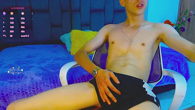 skinny bigcock02 online show from October 24, 7:59 pm