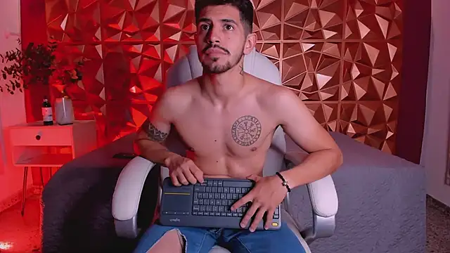 AlejandroStormm online show from March 7, 8:23 am