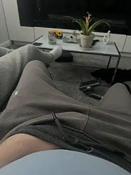 GrafterBen1 online show from February 6, 2:58 pm