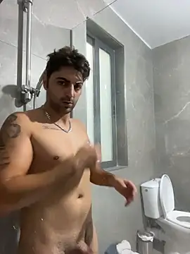 Snapshot of mikekmi21 chatting on October 7, 12:20 pm mikekmi21 online show from October 7, 12:20 pm