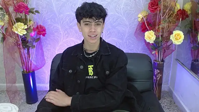 star boyxx online show from October 11, 2:43 pm