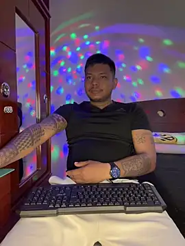 Saipuer31 online show from March 5, 6:59 pm