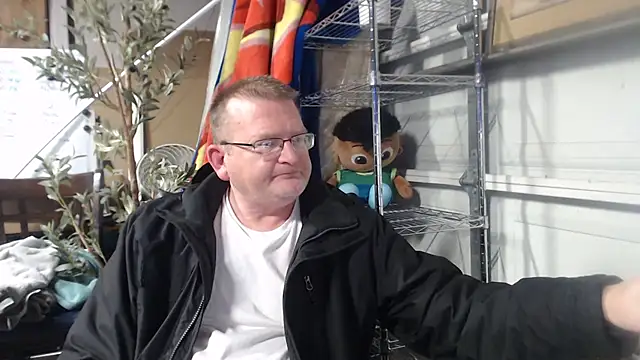 Randomoldguy615 online show from March 7, 1:31 am