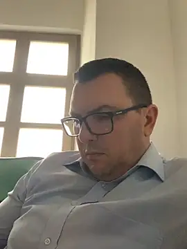 Mike8523 online show from October 3, 6:51 am