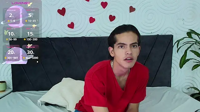 Maximoherrera 16 online show from March 4, 3:44 am