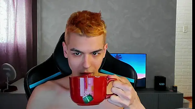 TravisRevas online show from March 9, 9:24 am