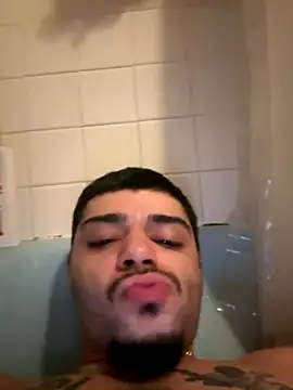 papiVilla23 online show from September 19, 4:57 am