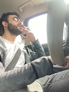 YJeromZCoxk online show from March 14, 7:37 am