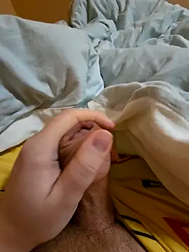 michall223 online show from March 6, 9:36 am