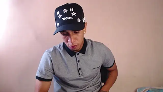 Monkey uchiha777 online show from October 13, 7:31 pm