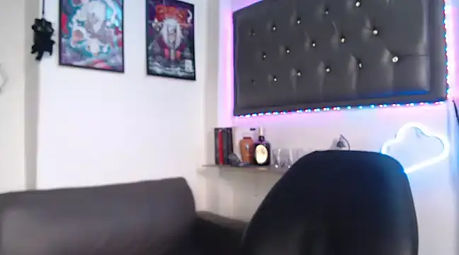 Monkey uchiha777 online show from March 8, 1:44 pm