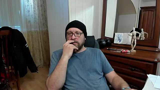 Grandor M online show from March 20, 2:10 pm