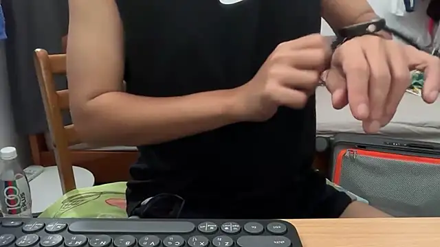 mak mark92 online show from October 12, 7:13 am