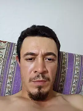 Snapshot of Thunderbolt121 chatting on October 10, 10:34 pm Thunderbolt121 online show from October 10, 10:34 pm