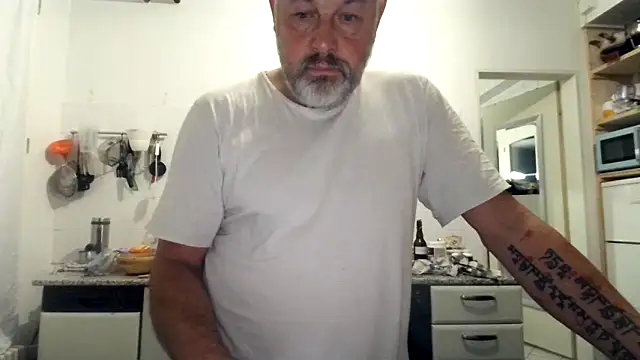 Berg Boy online show from October 25, 4:03 am