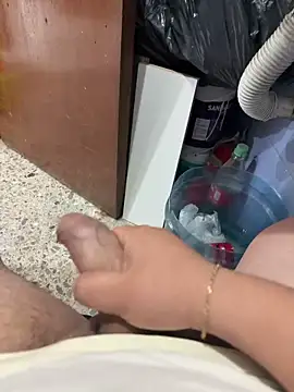 elninio poya online show from October 23, 8:12 pm