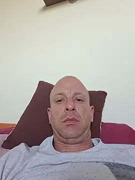 svenpfeifer online show from July 19, 7:03 am