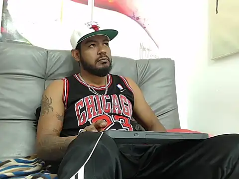 BladeFoxxx1 online show from September 27, 9:18 am