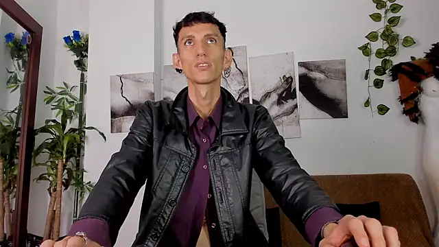 Giotrashy online show from November 24, 10:22 pm