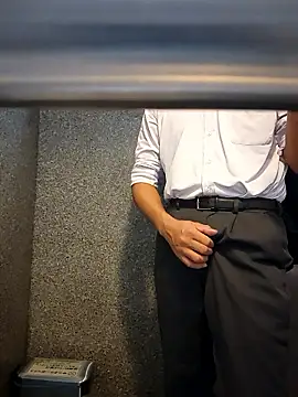 ikeike-kun online show from November 17, 9:12 am