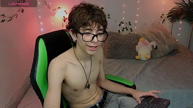 Matty Sparkk online show from June 23, 1:37 pm