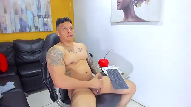 ethan dalton  online show from April 9, 6:19 am