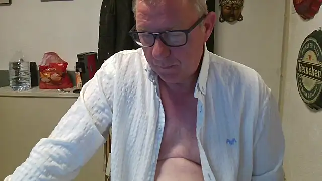 JamesBauer online show from March 21, 5:22 am