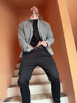 trainwithme online show from March 26, 9:24 am