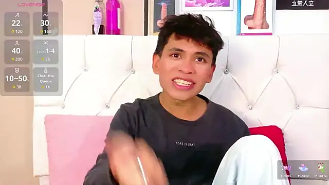 Ethan Westt online show from February 6, 8:39 pm