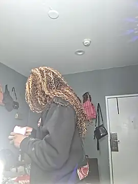 ItsBarbieBitcxxxx69 online show from November 6, 2:36 am