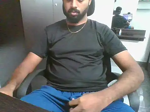 lovelyakash69 online show from October 22, 4:05 am