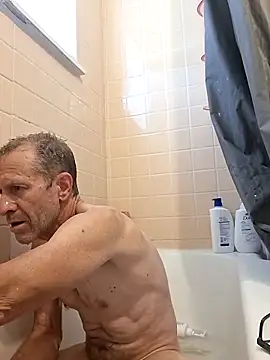 moasslicker online show from September 29, 6:48 pm