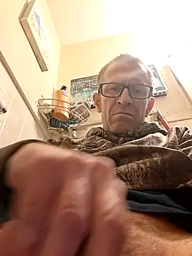 moasslicker online show from October 9, 5:23 am