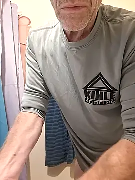 moasslicker online show from October 18, 1:38 pm