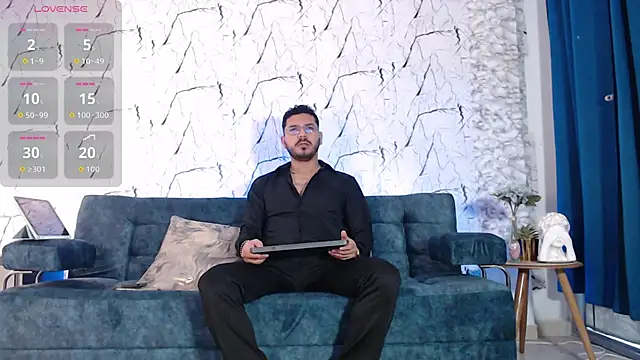 samuelcoopeer online show from September 30, 1:03 pm