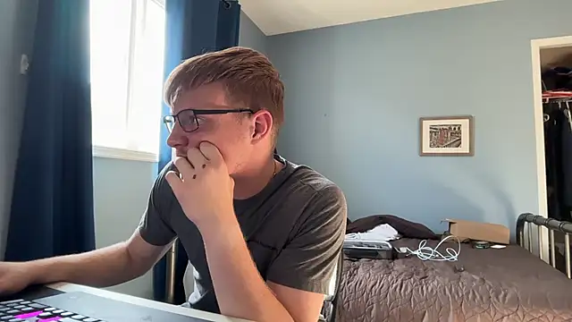 lustylyndon online show from July 7, 3:27 pm