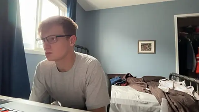 lustylyndon online show from July 21, 7:38 pm