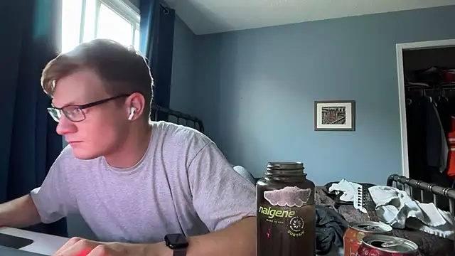 lustylyndon online show from July 23, 2:42 am