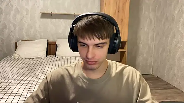 elliot scott online show from September 14, 5:59 pm