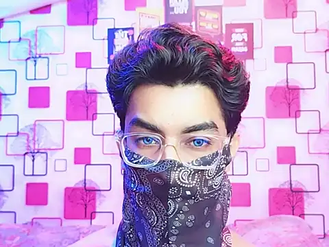 ChiseledCharm online show from October 23, 7:39 pm