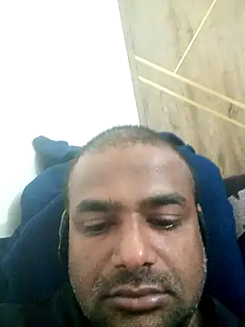 sree4143 online show from November 12, 2:01 pm