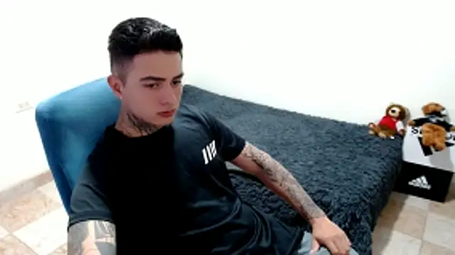 santii ss online show from October 22, 1:20 am