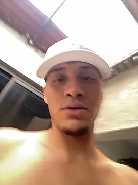 hot boy 04 online show from October 6, 4:00 pm