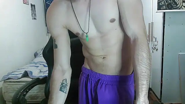 Snapshot of SHACOklown chatting on September 19, 11:04 pm SHACOklown online show from September 19, 11:04 pm
